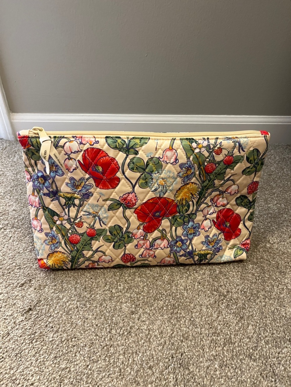 Vera Bradley Floral Quilted Tote & Matching Pouch NWOT Spring Garden Print - Picture 11 of 14